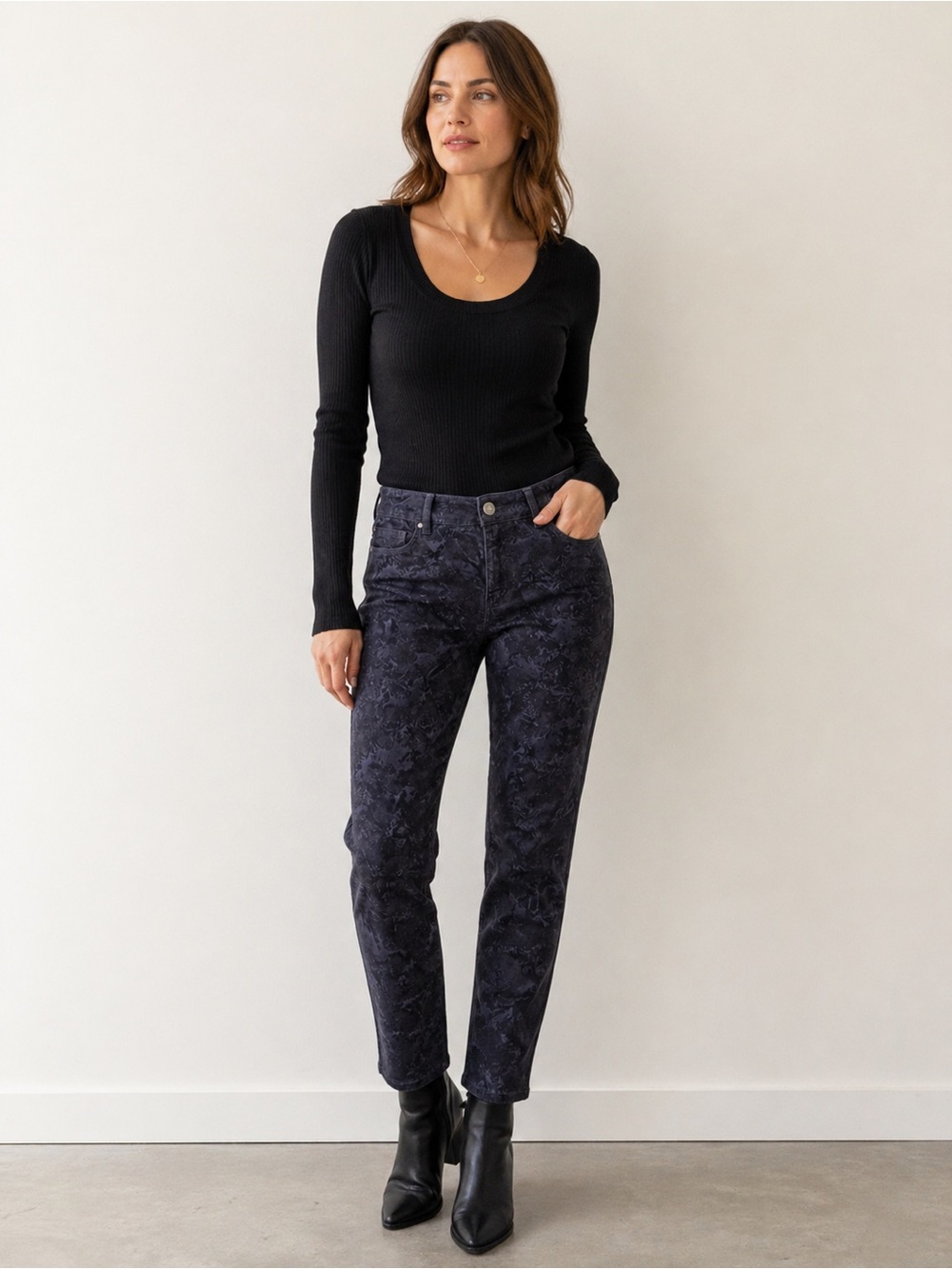 ORLY Size 8 Dark Abstract Print Skinny Jeans NWT